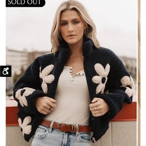 Böhme Love Live Jacket / blanknyc floral teddy jacket in navy. Size M